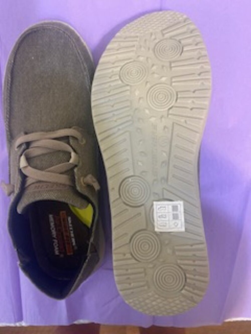 Men's SKECHERS Wide Fit- Memory Foam Air Cooled Goga Mat Arch - Size 10 - NEW